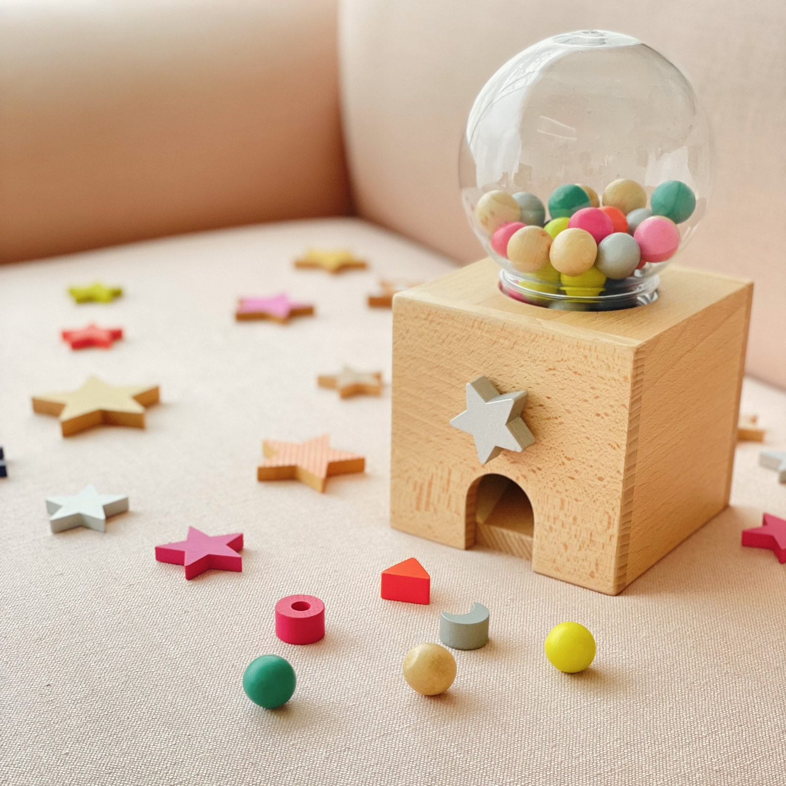 Zabawkowy automat z piłeczkami Gatcha Gatcha2