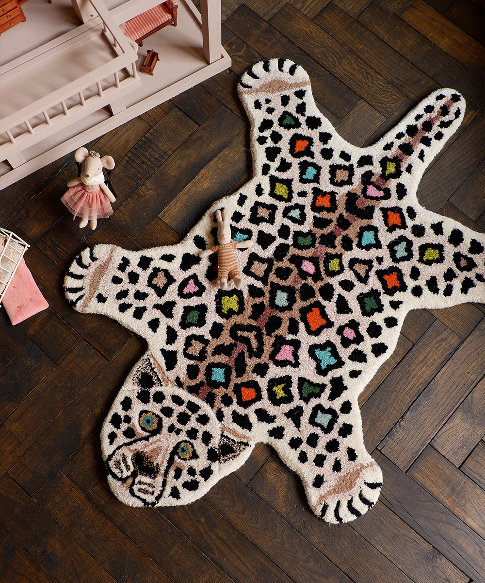 Doing Goods Mały wełniany dywan Disco Leopard6
