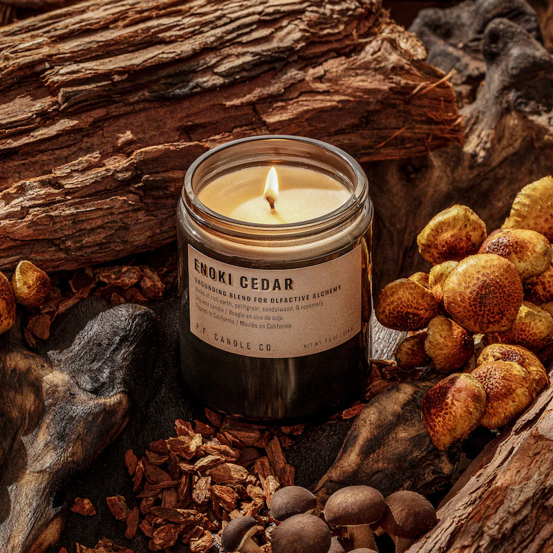 Naturalna świeca sojowa Enoki Cedar2 Naturalna świeca sojowa Enoki Cedar