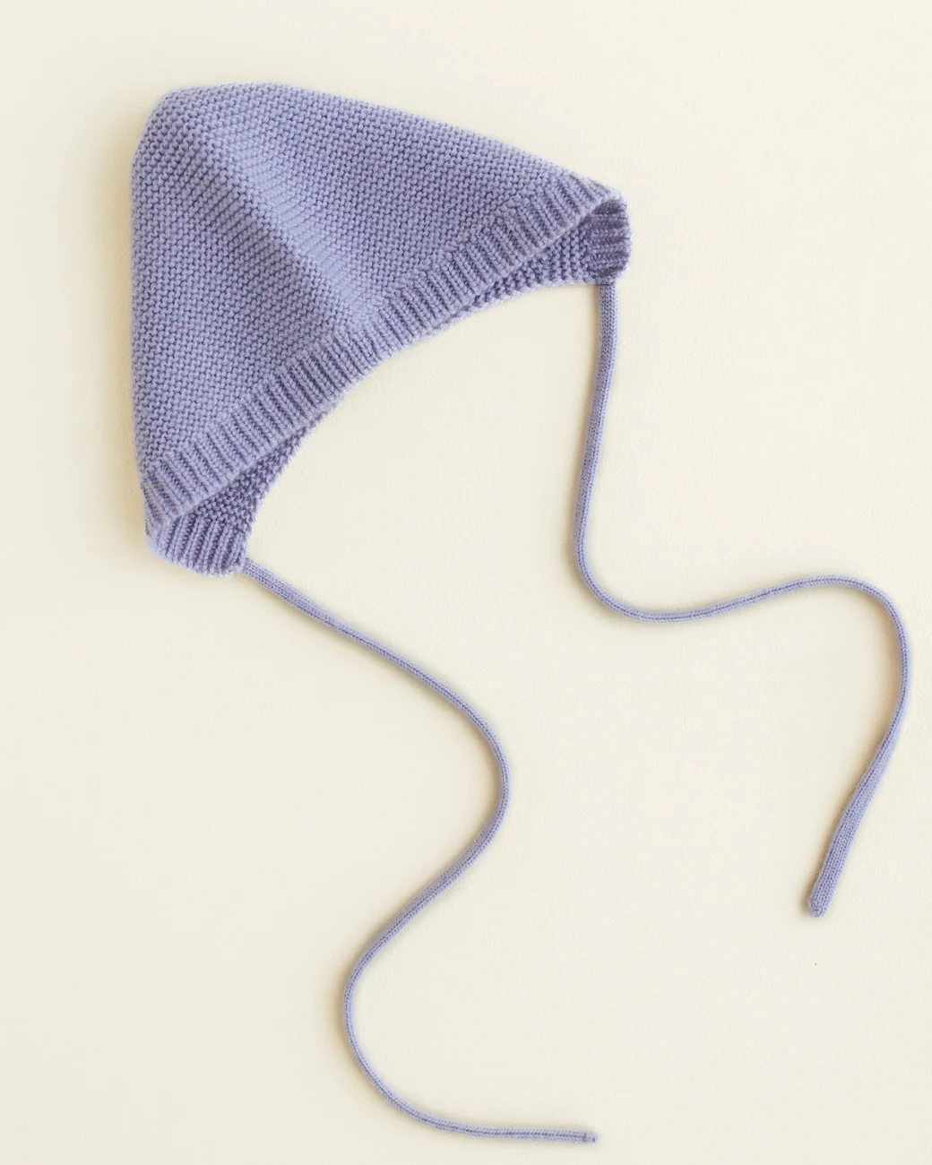 Czapka bonetka z wełny merino Dolly Lilac7 Czapka bonetka z wełny merino Dolly Lilac Hvid Czapka dla niemowląt merino Miękka czapka dla noworodków Hvid Czapka dla niemowląt Engel