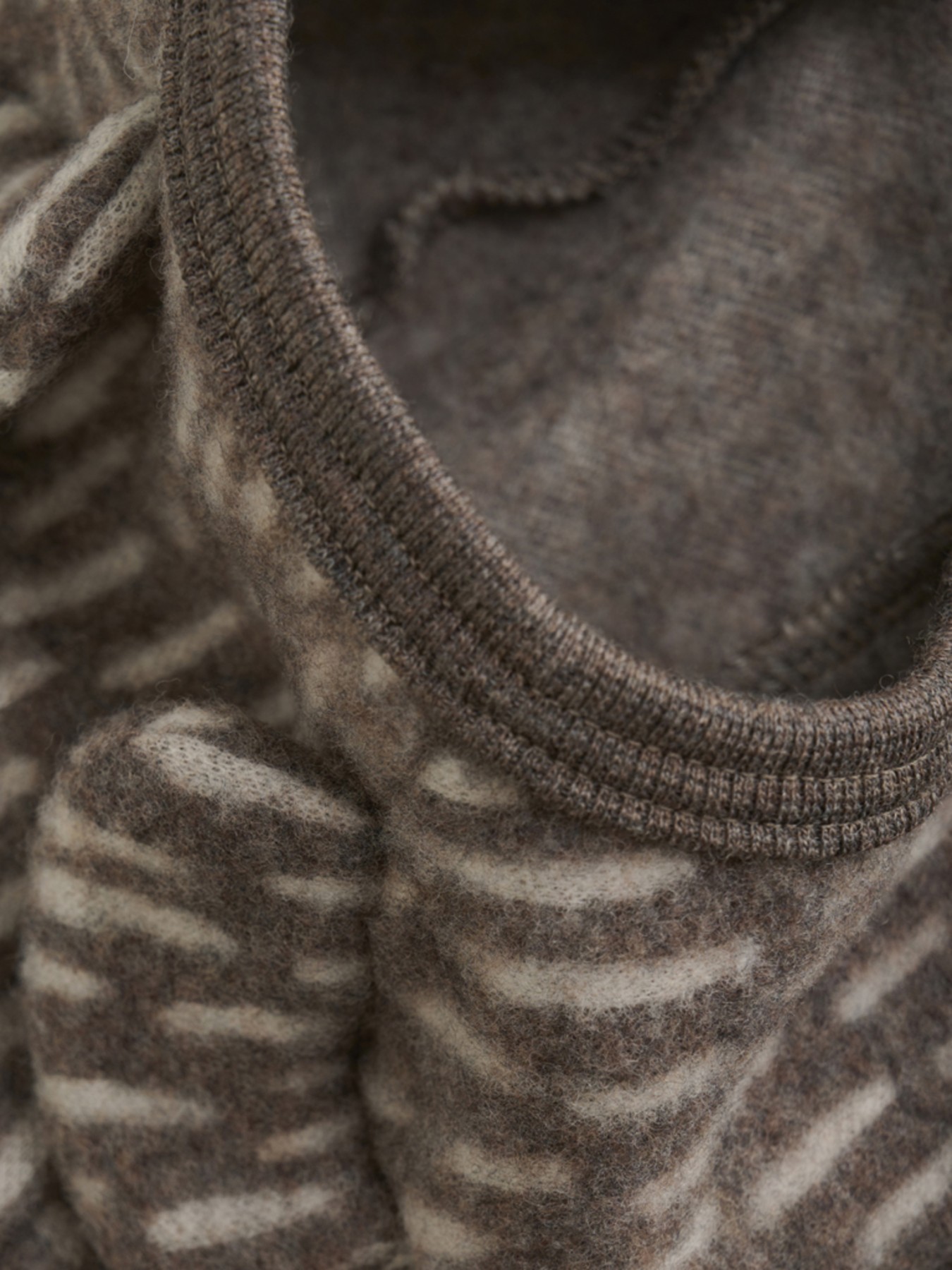 Kominiarka z wełny merino z uszami misia Morel Kominiarka z wełny merino z uszami misia Morel