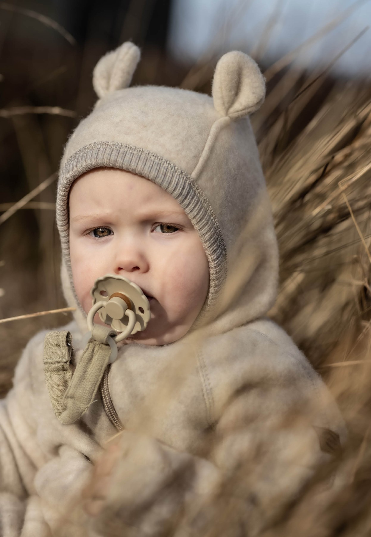 50041 - Wool Baby suit w ears - Melange Offwhite - Extra 8 Kombinezon z uszami misia z wełny merino Off white Mikk-line Kombinezon niemowlęcy merino softwool Hello Berry