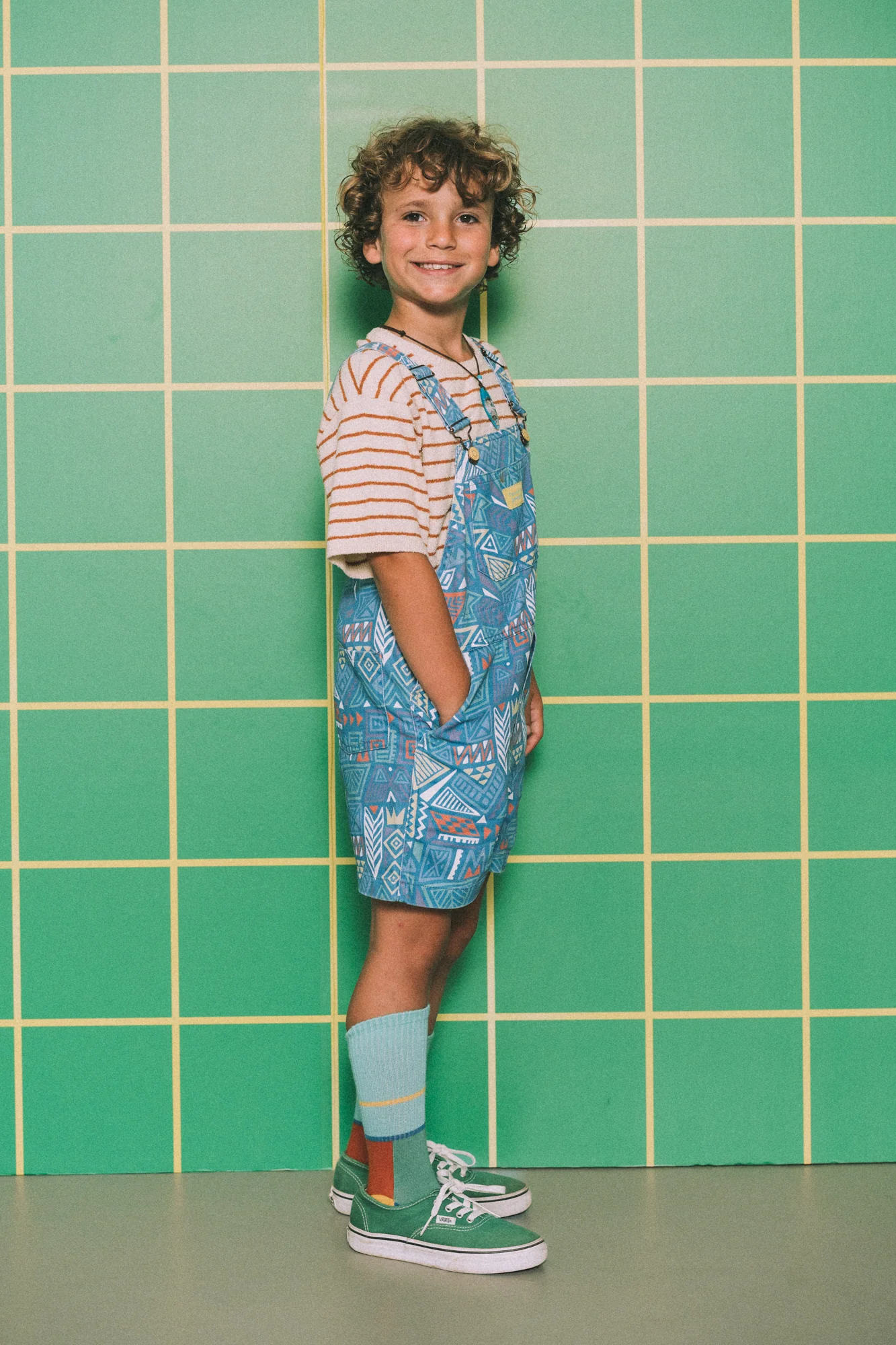 Ogrodniczki Vintage dla Dzieci – MTV Shorts – Favorite People8 Ogrodniczki Vintage dla Dzieci – MTV Shorts – Favorite People