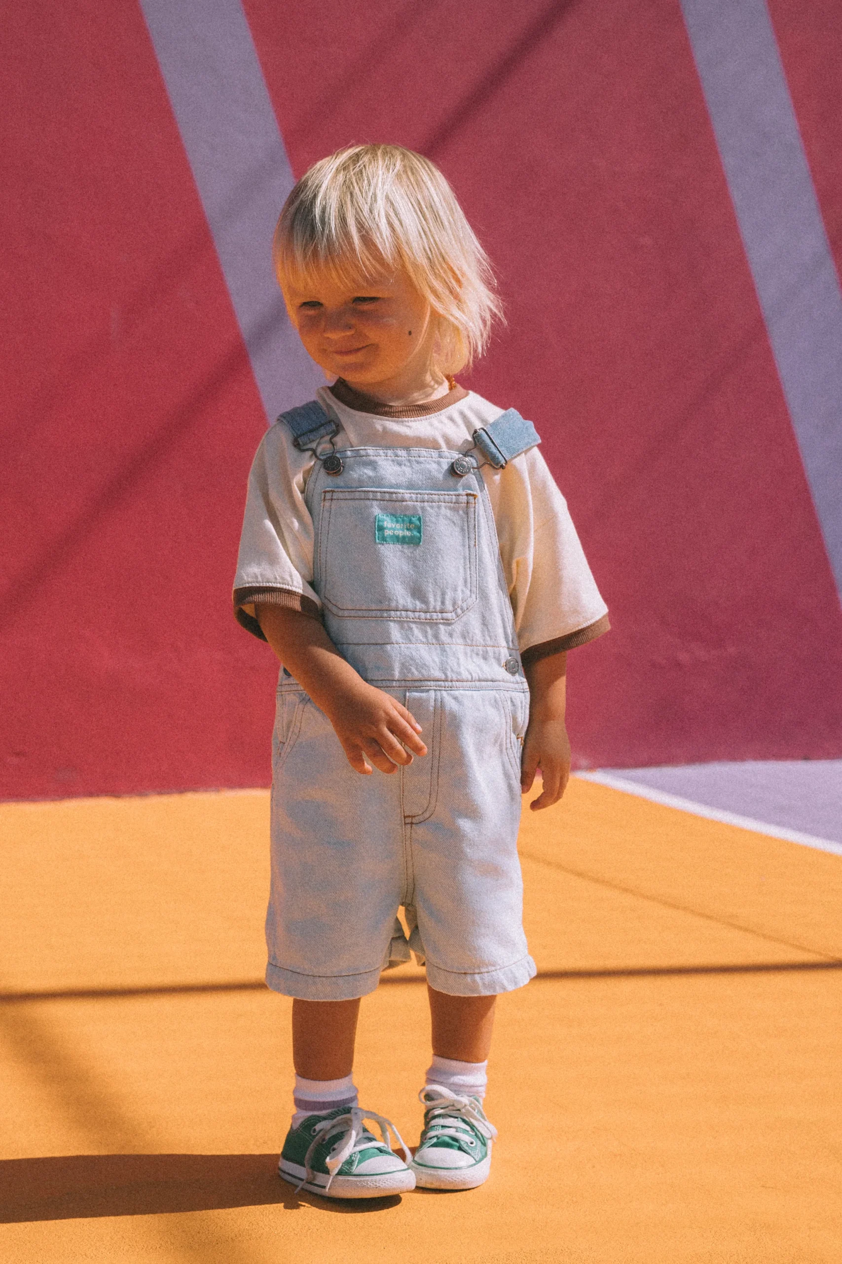 Ogrodniczki Vintage dla Dzieci – VHS Shorts – Favorite People Ogrodniczki Vintage dla Dzieci – VHS Shorts – Favorite People