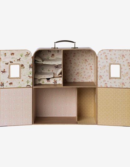 Walizkowy domek dla myszek | SuitCasa