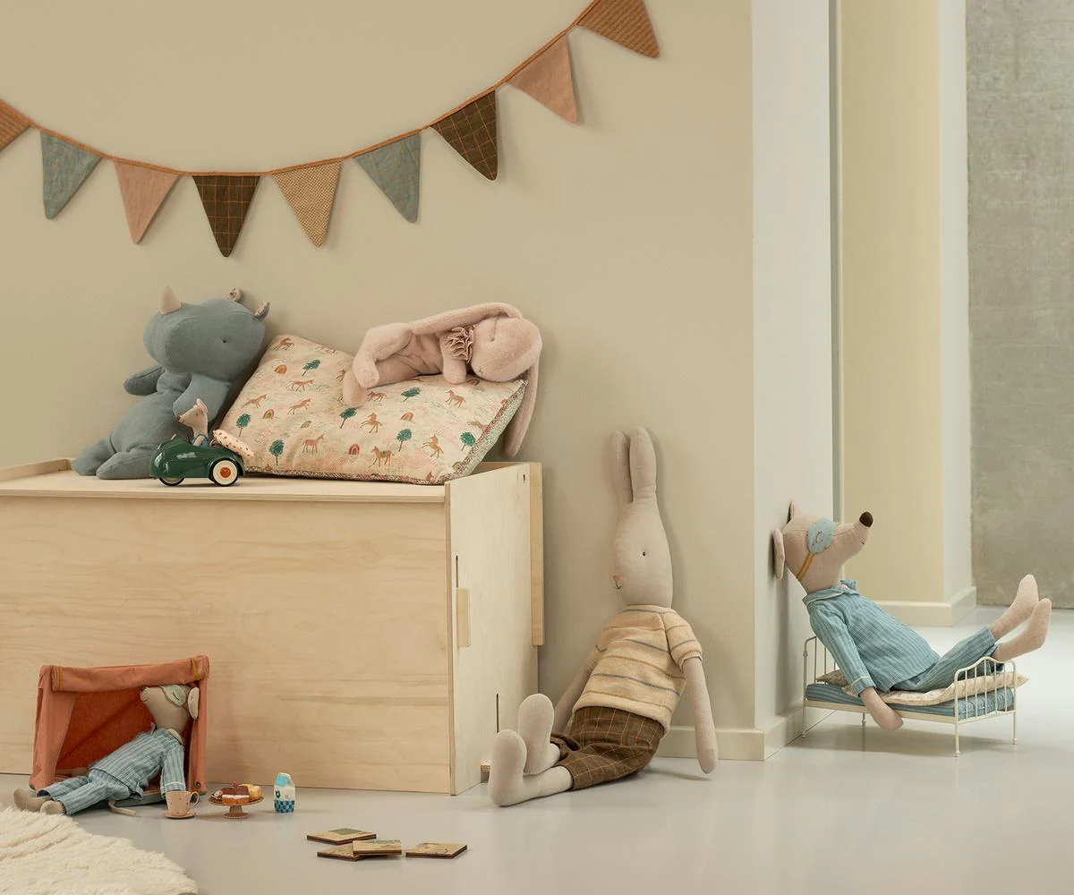 Medium mouse, Pyjamas5