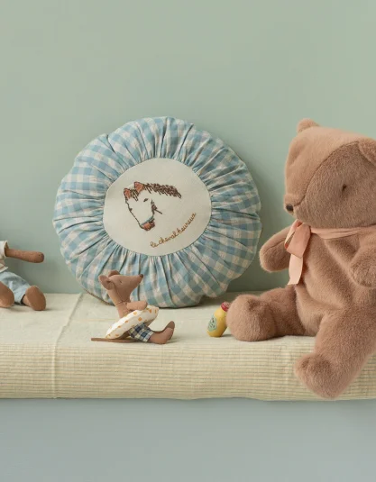 Teddy bear plush, Medium - Soft brown