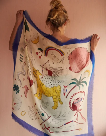 AMORE KVADRATISK ULDTØRKLÆDE MED FRYNSER - MULTI COLOUR